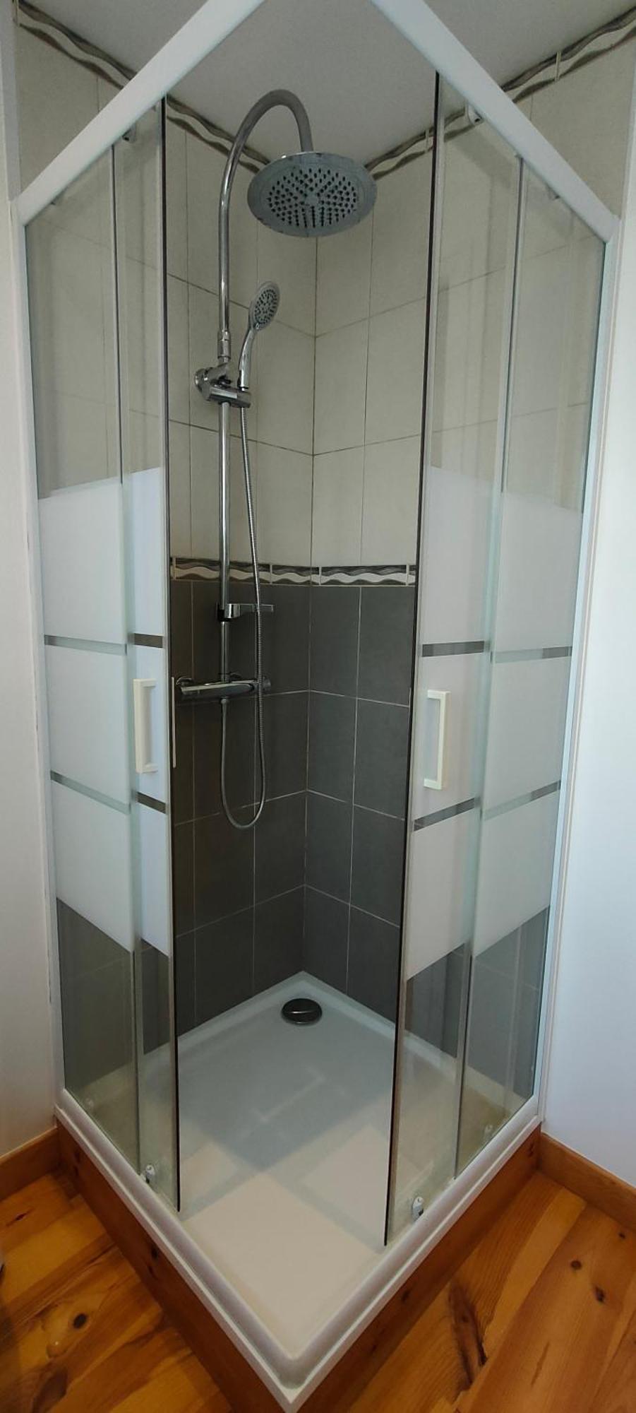 Les Lys Jolie Suite Parentale Privative Deux Adultes Avec Sdd Pertheville-Ners Exterior foto